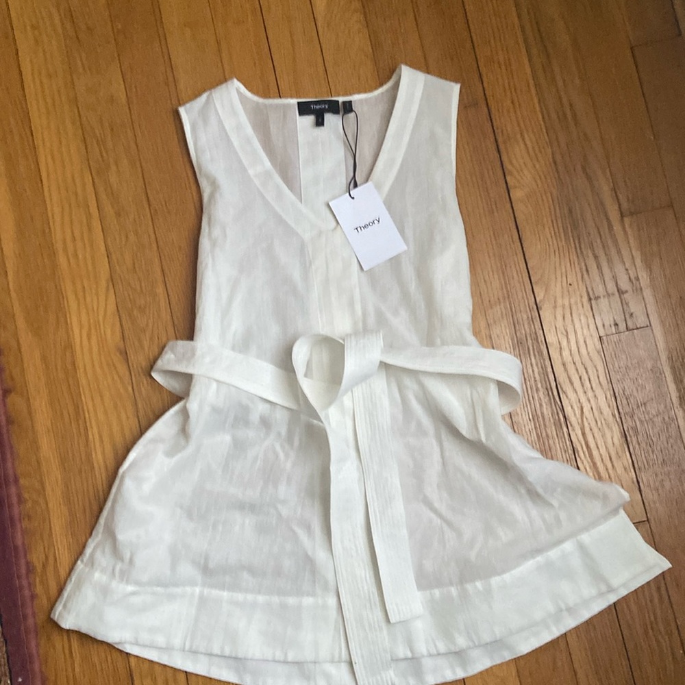 NWT. THEORY Desza V
